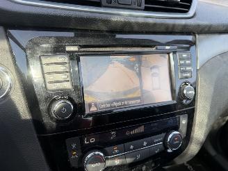 Nissan Qashqai 1.2 85KW Tekna Clima Navi Led Pano picture 13