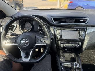 Nissan Qashqai 1.2 85KW Tekna Clima Navi Led Pano picture 9