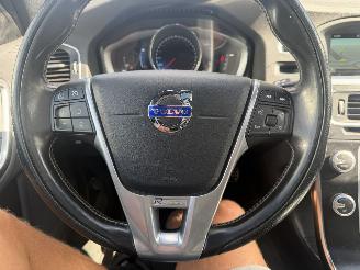 Volvo V-60 2.4 D6 Twin Engine 162KW Autom. Schuifdak Clima Navi Camera Led R-Design NAP picture 13