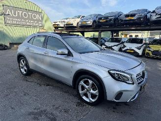 Damaged car Mercedes GLA 200 115KW Autom. Pano Clima Navi Premium Plus NAP 2018/4