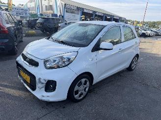skadebil auto Kia Picanto 1.0 CVVT 51KW DynamicLine Led Clima 5-Drs NAP 2016/4