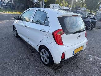 Kia Picanto 1.0 CVVT 51KW DynamicLine Led Clima 5-Drs NAP picture 5