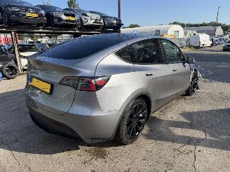 Tesla Model Y 75 kWh Long Range AWD 258KW Pano Clima Navi NAP picture 2