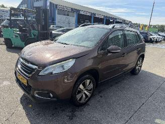Coche accidentado Peugeot 2008 1.2 VTI 60KW Clima Navi Led Active NAP 2013/7