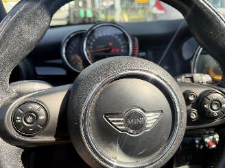 Mini One 1.2 Autom. 75KW Pano Navi Clima Business NAP picture 14