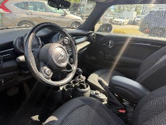 Mini One 1.2 Autom. 75KW Pano Navi Clima Business NAP picture 8