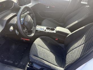 Peugeot e-208 EV 50 kWh 100KW Autom. Clima Navi Led Active Pack picture 6