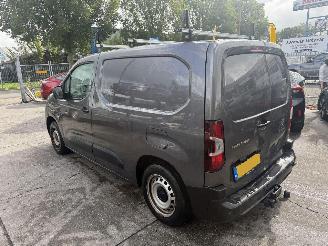 Peugeot Partner 1.5 Bluehdi 55KW RUITENWASSERINSTALATIE Navi Clima Schuifdeur Premium picture 8