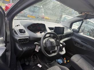 Peugeot Partner 1.5 Bluehdi 55KW RUITENWASSERINSTALATIE Navi Clima Schuifdeur Premium picture 9