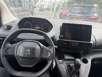 Peugeot Partner 1.5 Bluehdi 55KW RUITENWASSERINSTALATIE Navi Clima Schuifdeur Premium picture 10