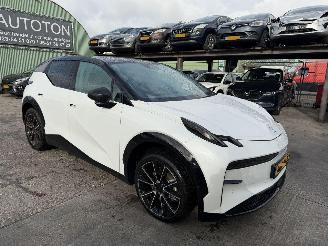 Schadeauto Zeekr X 69 kWh RWD 200KW Long Range Clima Navi Pano 360Camera NAP 2024/10
