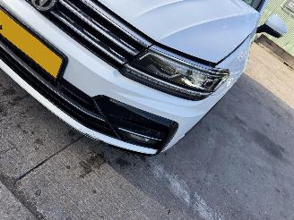 Volkswagen Tiguan 1.4 TSI 110KW DSG Pano Navi Clima Led NAP picture 17