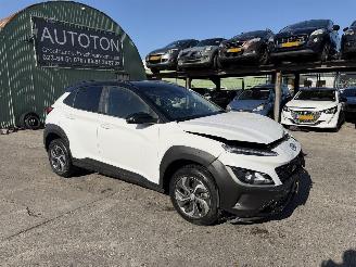 krockskadad bil auto Hyundai Kona 1.6 GDI 87KW Hybrid Autom. Clima Navi Camera Comfort HEV 2021/9