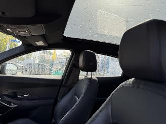 Jaguar E-Pace 2.0 P250 AWD 183KW Autom. HSE Pano HUD Clima Navi NAP picture 8