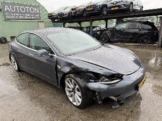Tesla Model 3 75 kWh Long Range AWD 258KW Pano Clima Navi NAP picture 5