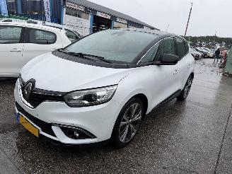 skadebil auto Renault Scenic 1.2 TCE 96KW Clima Navi Camera Led Intens NAP 2017/3