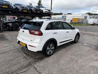 škoda osobní automobily Kia Niro 1.6 GDI Hybrid Clima Navi Camera Led DynamicLine NAP 2018/5