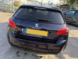 Peugeot 308 1.2 96KW Autom. Pano Clima Navi Blue Lease Premium 5-Drs NAP picture 3