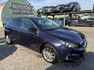 skadebil auto Peugeot 308 1.2 96KW Autom. Pano Clima Navi Blue Lease Premium 5-Drs NAP 2018/5