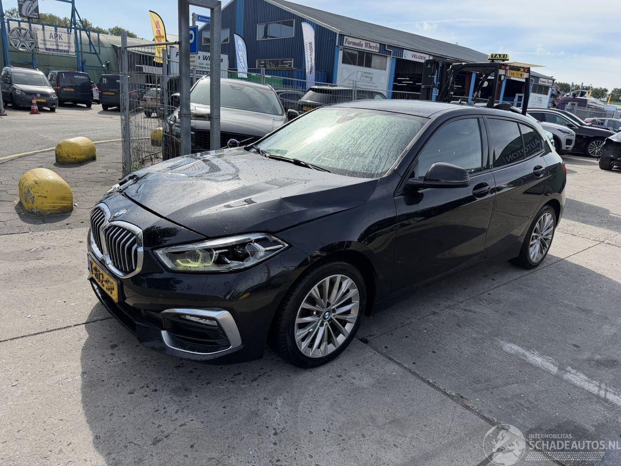 BMW 1-serie 116D 85KW High Executive Clima Navi Led 5-Dr NAP