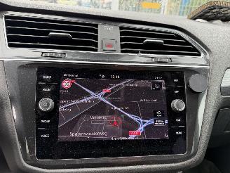 Volkswagen Tiguan 1.5 TSI 110KW DSG R-Line Clima Navi Led 7-Pers NAP picture 11