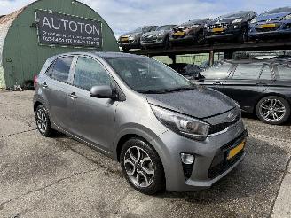 krockskadad bil auto Kia Picanto 1.0 DPI DynamicPlusLine Clima Navi Camera Led Xenon NAP 2023/11