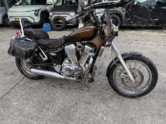 Suzuki Intruder C 1400 CS Chopper 45KW picture 1