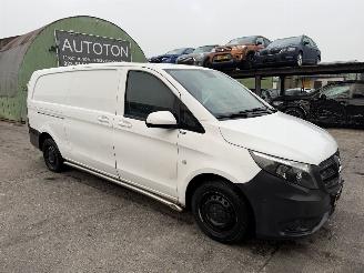 krockskadad bil bedrijf Mercedes Vito 114CDI 100KW Autom. Extra Lang Navi Clima Schuifdeur NAP 2021/9