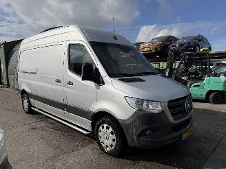 skadebil bedrijf Mercedes Sprinter 314 CDI Autom. 105KW L2 Clima Navi Camera L2 NAP 2019/1