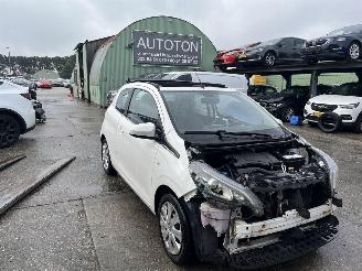 skadebil auto Peugeot 108 1.0 e-VTi Active  TOP! 2014/11