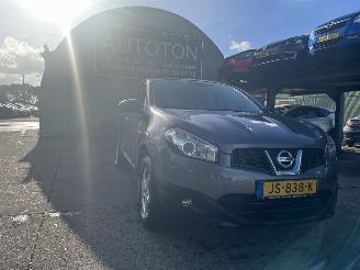 Voiture accidenté Nissan Qashqai 1.6 Acenta 2010/4