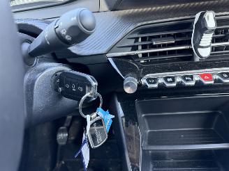 Peugeot 208 1.2 55KW Clima Led Active 5-Drs NAP picture 9