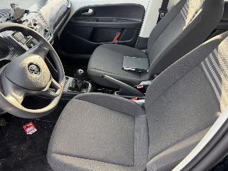 Volkswagen Up! 1.0 48KW Airco 5-Drs NAP picture 8
