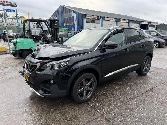 krockskadad bil auto Peugeot 3008 1.2 Autom. 96KW Allure Clima Navi 2017/5