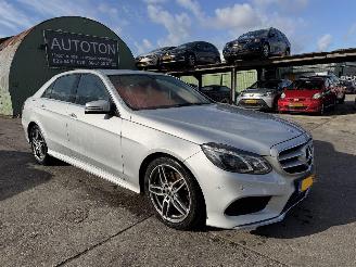 skadebil auto Mercedes E-klasse 220 Bluetec 125KW Automaat AMG Edition Clima Navi Led Xenon NAP 2015/12