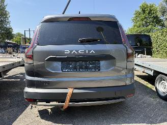 Dacia Jogger HYBRID  7 SEATER picture 30