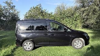 uszkodzony samochody osobowe Volkswagen Caddy 7 Persoons 2025/4
