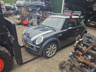 Uttjänta bilar auto Mini Mini  2003/9