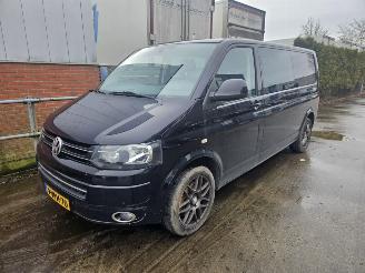 Damaged car Volkswagen Transporter 4 motion 2011/6