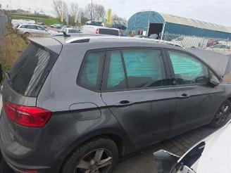 Vrakbiler auto Volkswagen Golf Sportsvan  2017/5