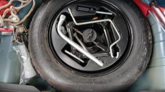 Fiat Panda Panda (312) Hatchback 0.9 TwinAir 65 (312.A.4000) [48kW]  (04-2012/...=
) picture 2