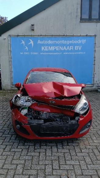 Sloopauto Kia Rio Rio III (UB) Hatchback 1.2 CVVT 16V (G4LA5) [63kW]  (09-2011/12-2017) 2014