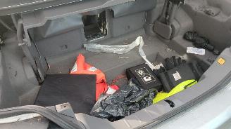 Volvo C-70 C70 (MC) Cabrio 2.5 T5 20V (B5254T7) [169kW]  (03-2007/06-2013) picture 4