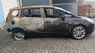 Opel Zafira Zafira Tourer (P12) MPV 1.4 Turbo 16V ecoFLEX (A14NET(Euro 5)) [88kW] =
 (10-2011/06-2014) picture 8