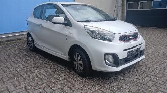 Kia Picanto Picanto (TA) Hatchback 1.0 12V (G3LA) [51kW]  (05-2011/06-2017) picture 8