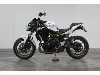 skadebil motor Kawasaki Z 650  2021/12