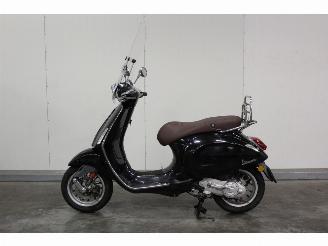 skadebil bromfiets Vespa  Sprint SNOR 2016/12