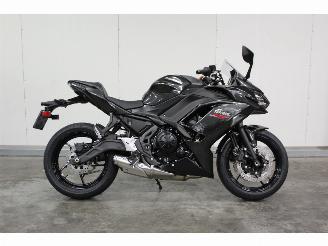 Kawasaki Ninja 650 2025 1 km! picture 3