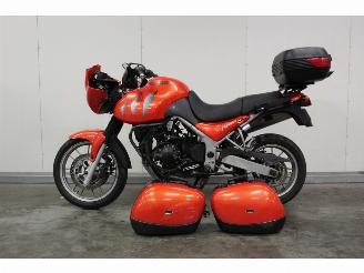 krockskadad bil motor Triumph Tiger  2004/12