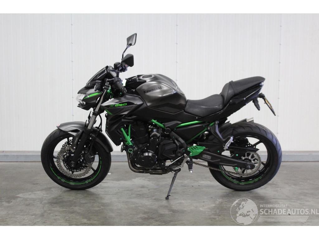 Kawasaki Z 650 2024